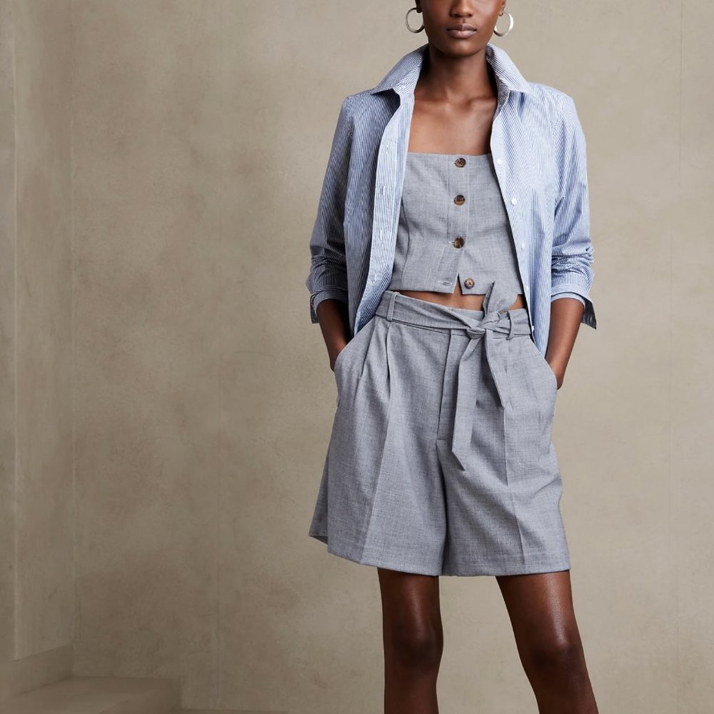 Banana Republic Tie-Waist Textured Short